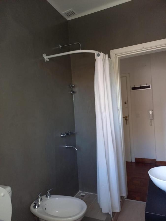 Mitre Apartment *